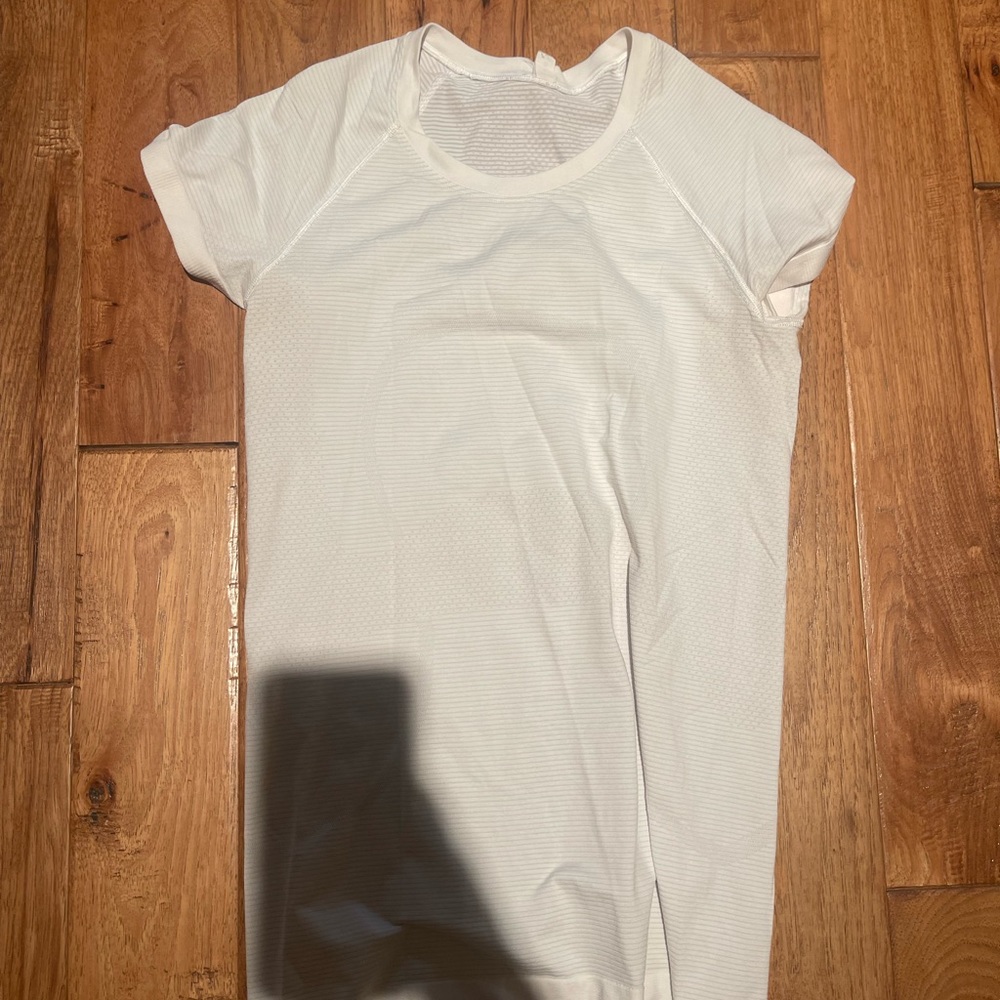 huge lululemon swiftly tech